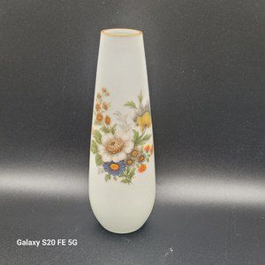 Vintage White Satin Frosted BUD Vase Made In Italy Flower Design 8”